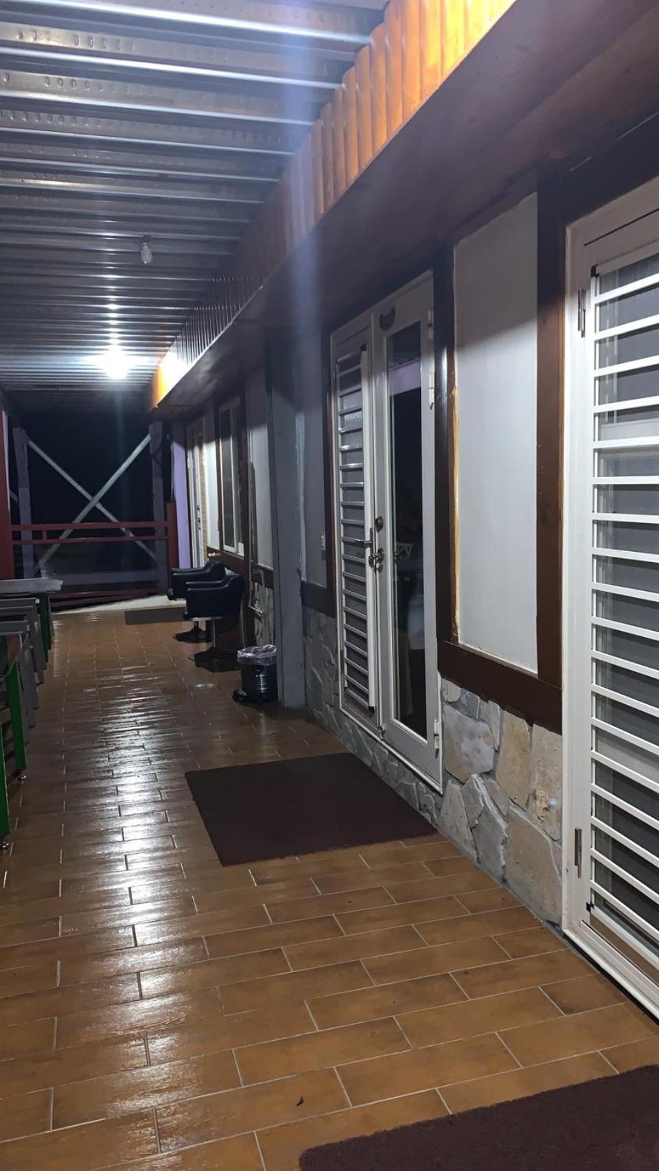 Dingdai Glass Villa Renai Buitenkant foto